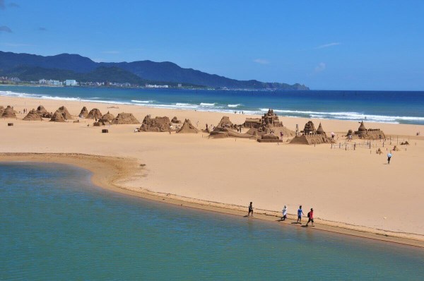 Wang Qichen - pemandangan pantai