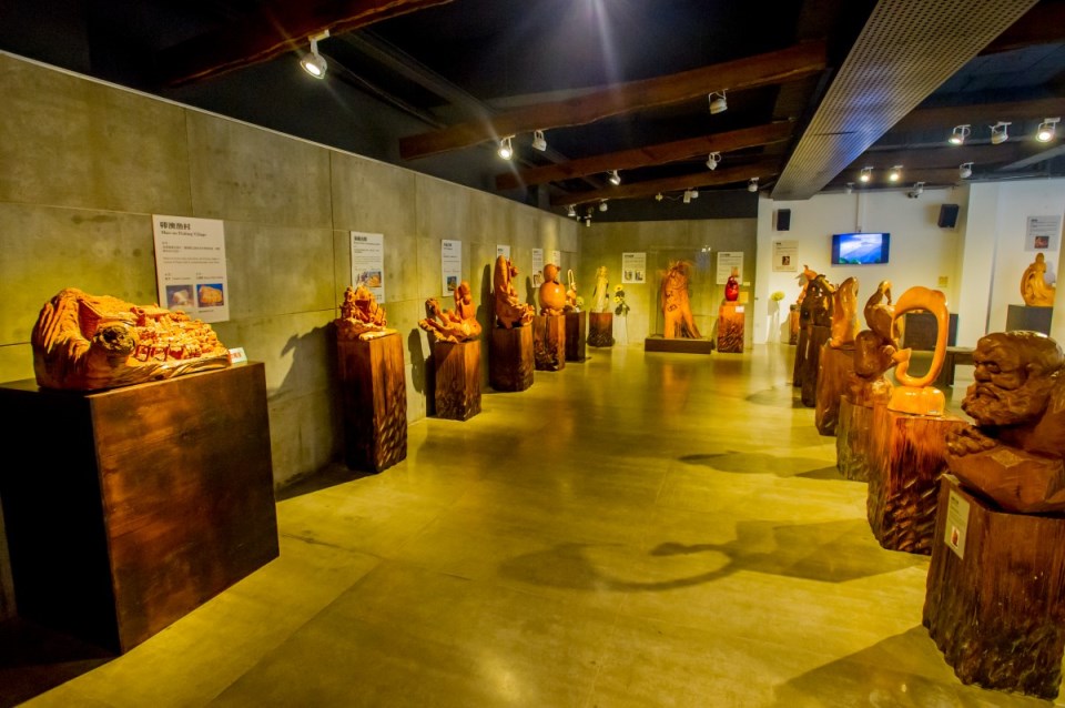 Bảo tàng nghệ thuật gỗ trôi dạt bản địa