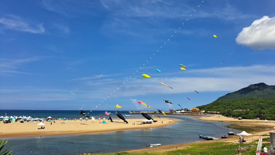 Marine Kite Carnival의 주제는 "Ocean · Wonder"입니다.