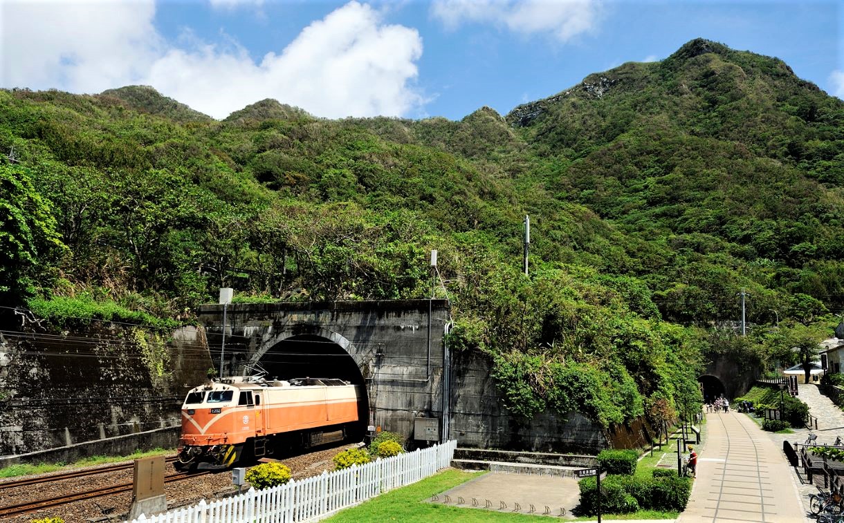 舊草嶺隧道