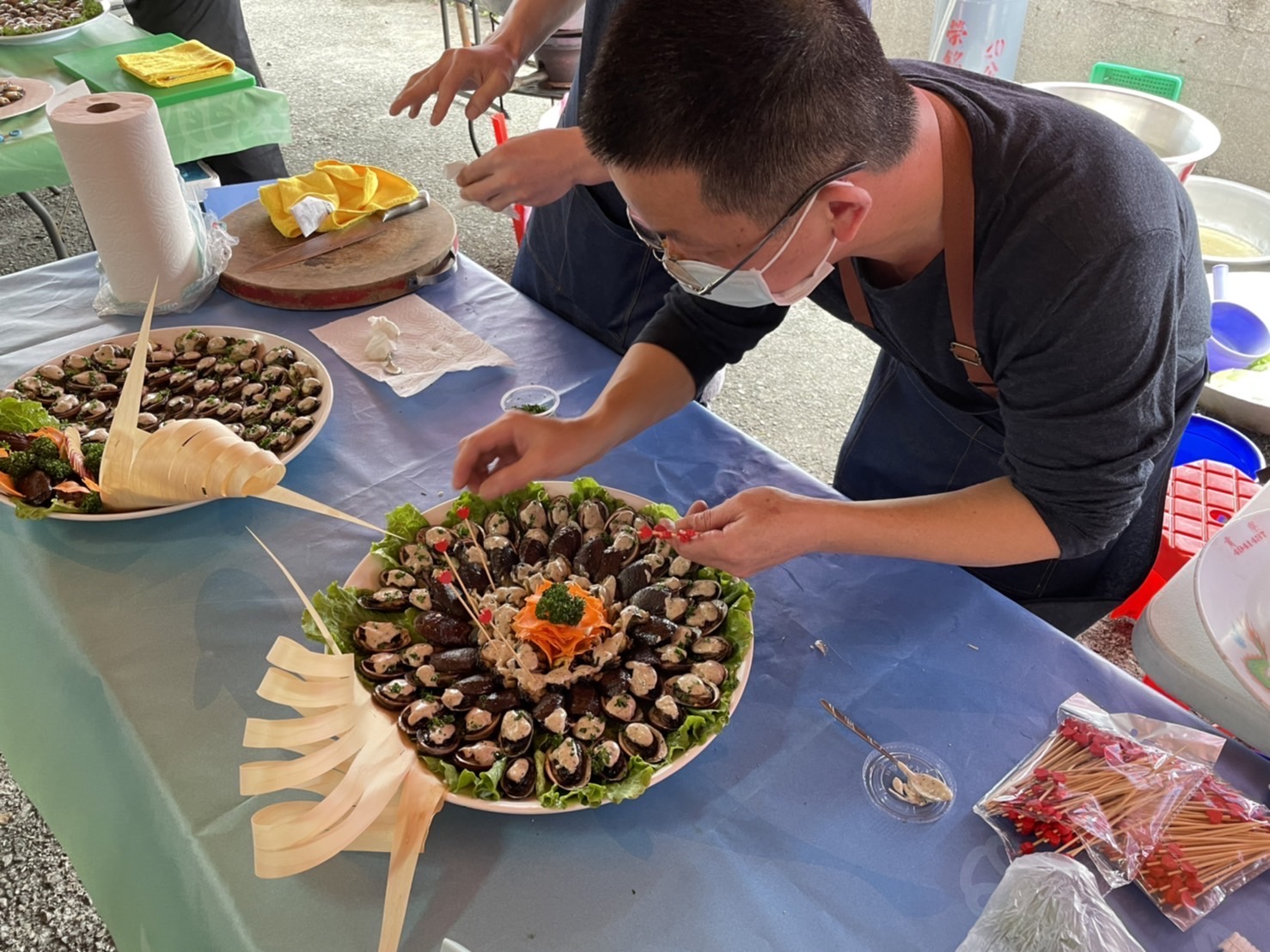 Contestants of Gongliao Abalone Cooking