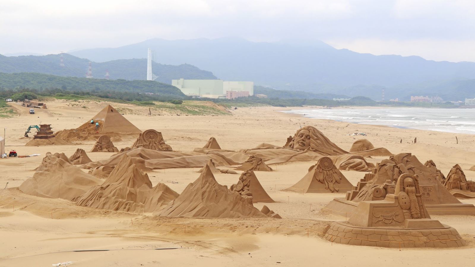 砂の彫刻アートシーズン