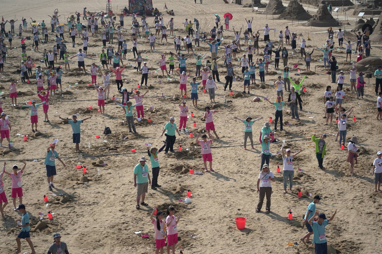 2019 Fulong International Sand Sculpture Art Season June 15th challenged the Jinshi World Record - the most successful creation of sand sculpture at the same time