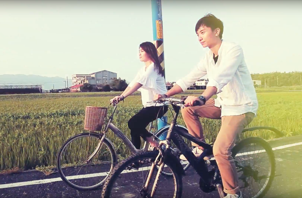 Поселок Илань Чжуанвэй имеет пологую местность и отлично подходит для катания на велосипедах.